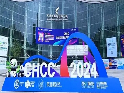 天意機械攜裝配式智能內/外裝飾板裝備亮相CHCC2024